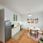 Bed & Breakfast Kodra *