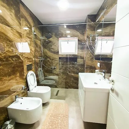 Kodra فندق مبيت وإفطار