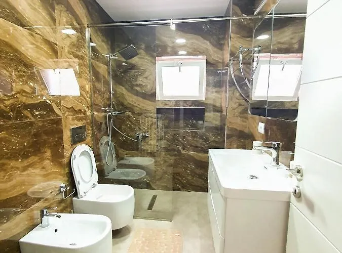 Kodra فندق مبيت وإفطار